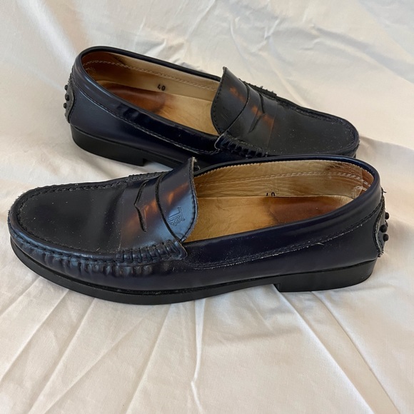 Woman’s Penny Loafers - Picture 3 of 3